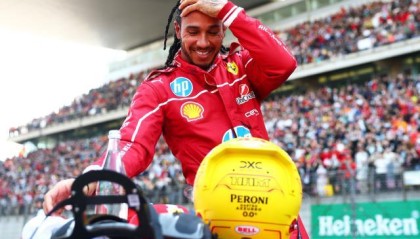 乐鱼体育app-F1中国站冲刺赛 汉密尔顿首次代表法拉利夺冠