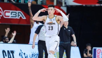 乐鱼app-果断、冷静、坚定 郭艾伦完美表现助辽宁起死回生