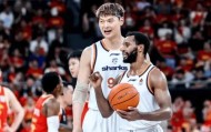 乐鱼官网-G4上海93-101不敌广厦 球员评价：2人优秀，4人及格，4人低迷|古德温|浙江广厦|张镇麟|王哲林|闫鹏飞_新浪体育_新浪新闻